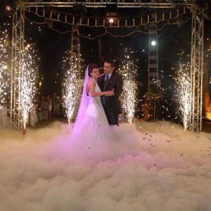 couple-special-dry-ice-entry-reception-dry-ice-wedding-entry